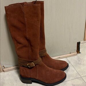 Brand new! Clarks Brown Heeled Boots